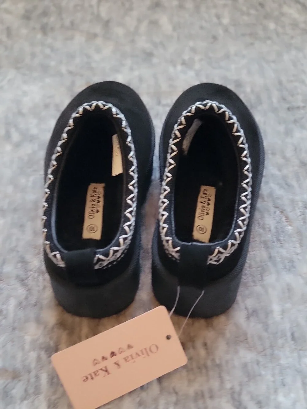 Olivia & Kate girls' Black Slip-On Shoes with White & Silver Trim Size 10
